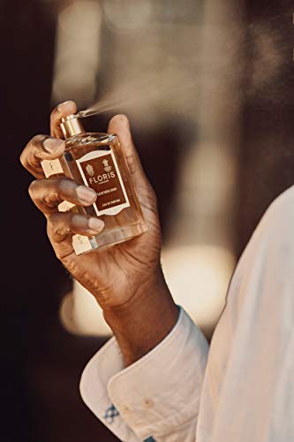 Floris Leather Oud Eau de Parfum 100ml - Perfume & Cologne at MyBeautyBoutique by Floris London
