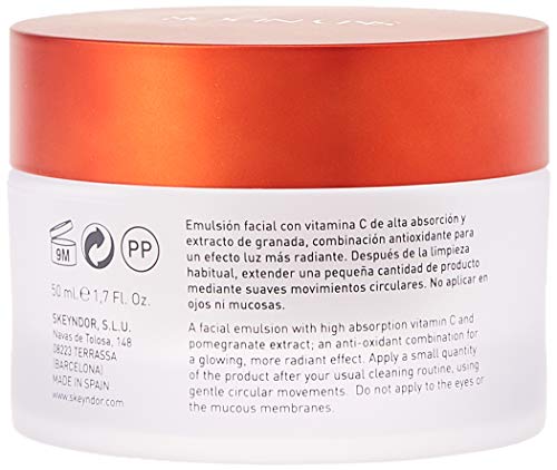 Skeyndor POWER C Plus Combination To Oily Skin Energizing Emulsion SPF15 50ml