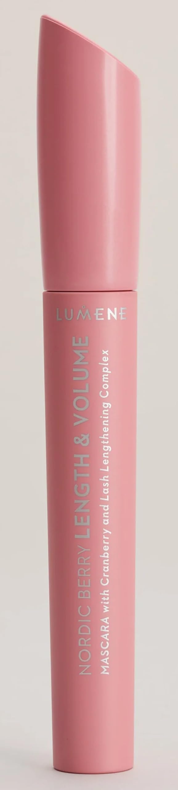 Lumene Nordic Berry Length & Volume Mascara 8ml - Black