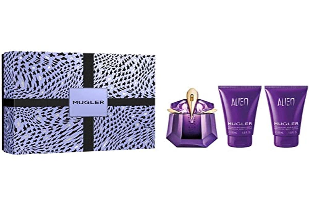 Mugler Alien 2 Piece Gift Set: Eau De Parfum 30ml - 2 x Body Lotion 50ml - Gift Set at MyBeautyBoutique by Mugler