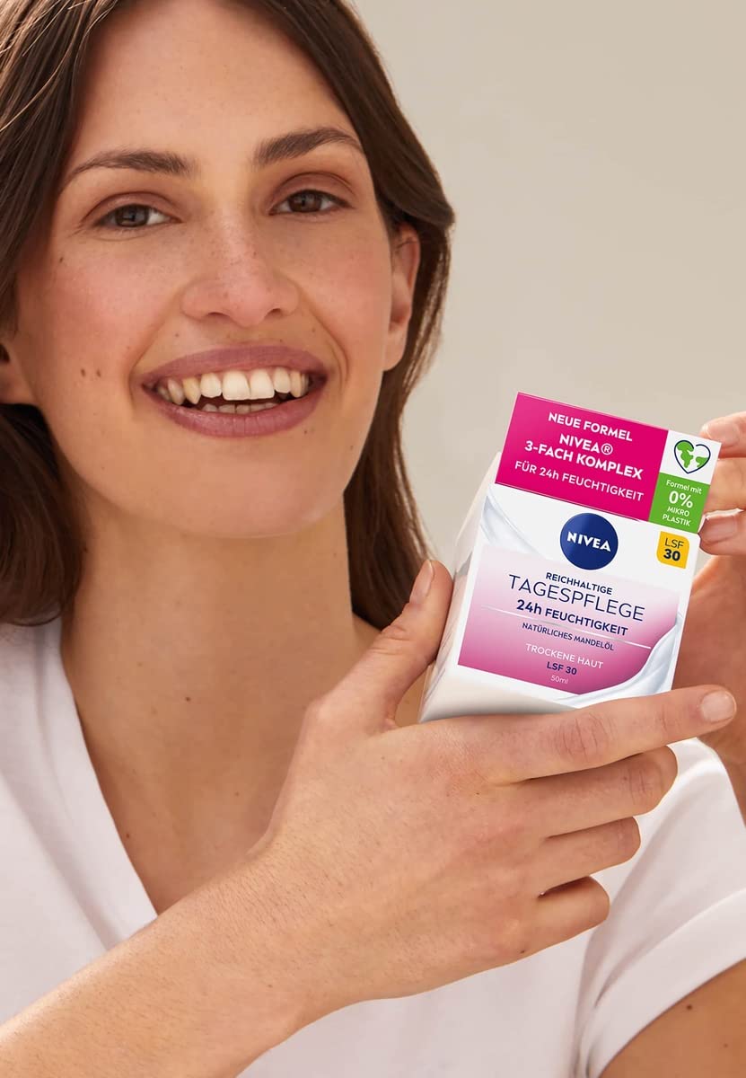 Nivea Nourishing 24h Hydration Day Cream SPF30 50ml