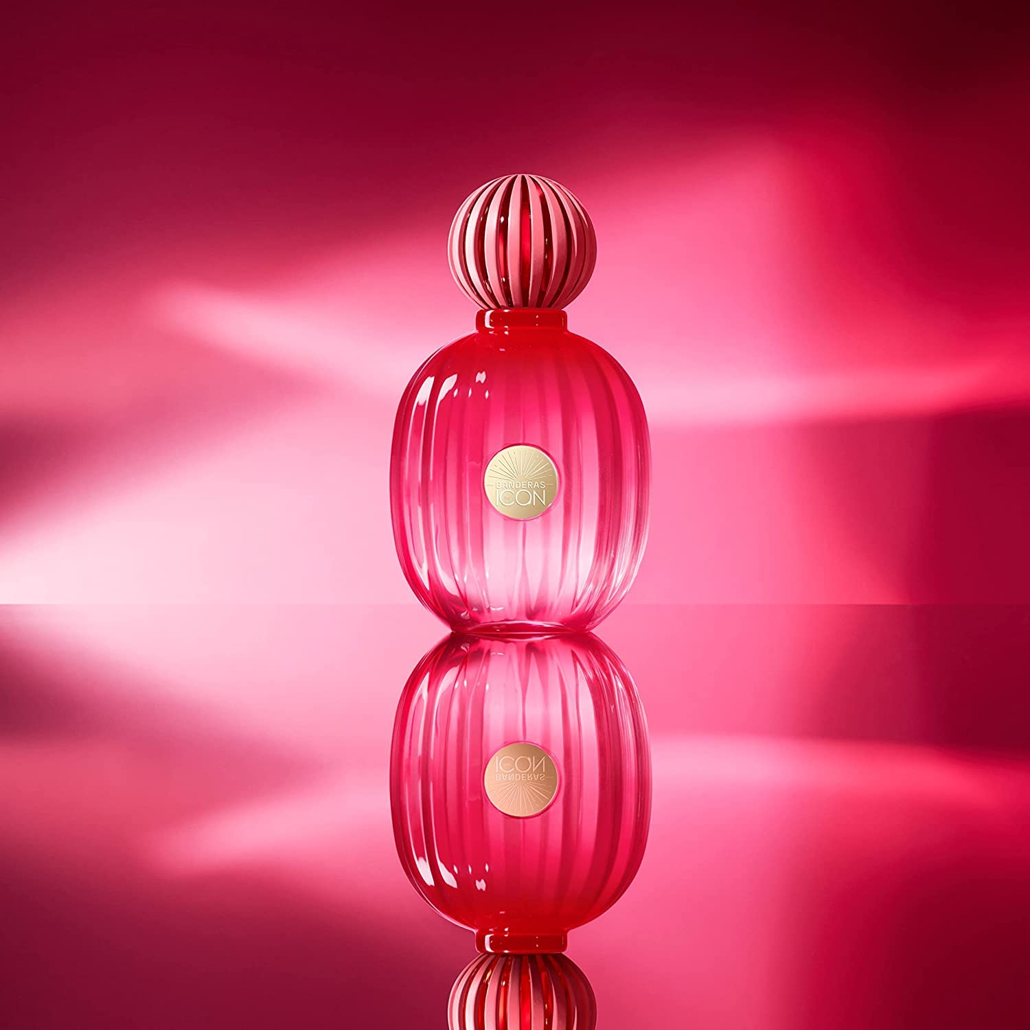 Antonio Banderas The Icon Pour Femme Eau de Parfum 100ml Spray - Fragrance at MyBeautyBoutique by Antonio Banderas