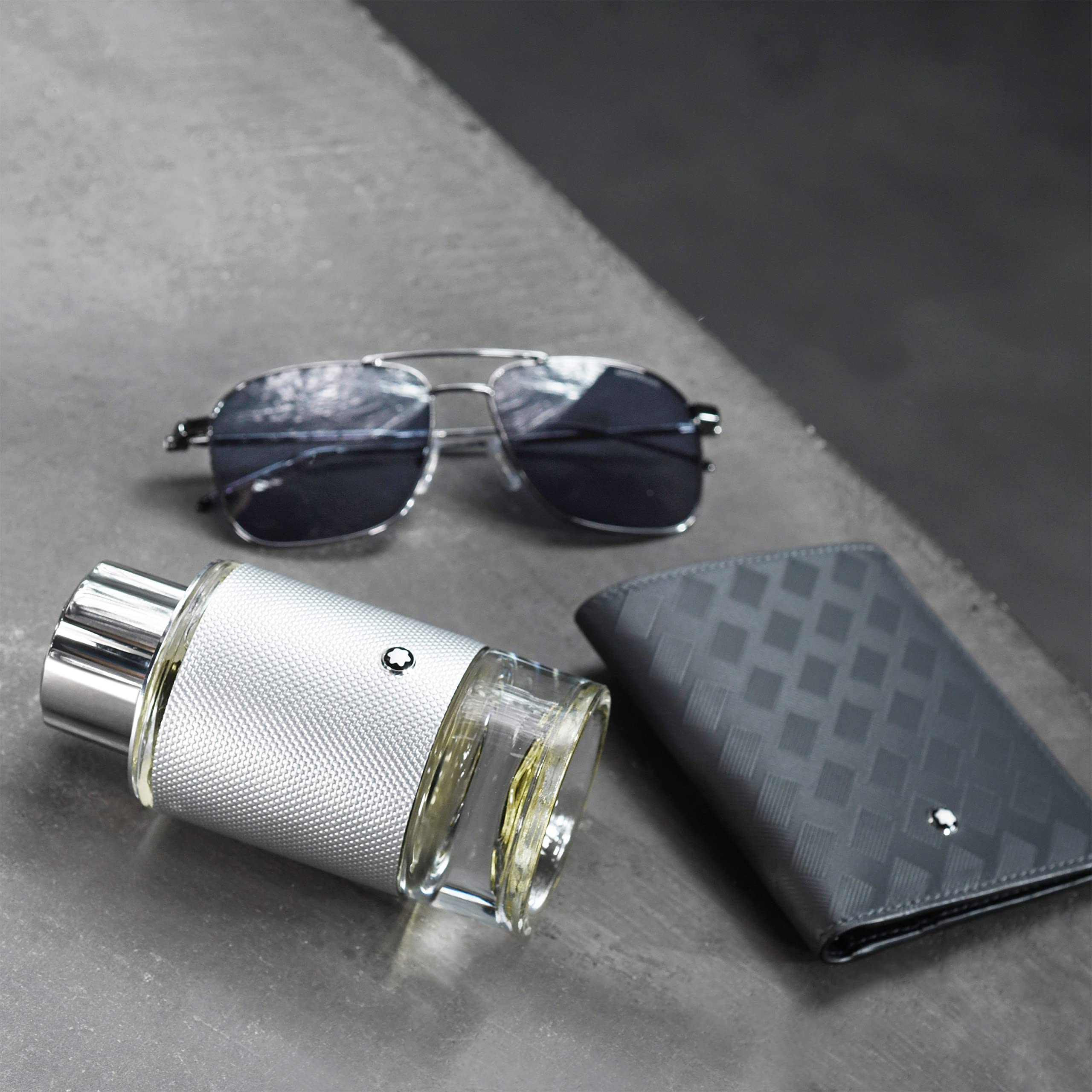 Mont Blanc Explorer Platinum Eau de Parfum 60ml Spray - Eau de Parfum at MyBeautyBoutique by Mont Blanc