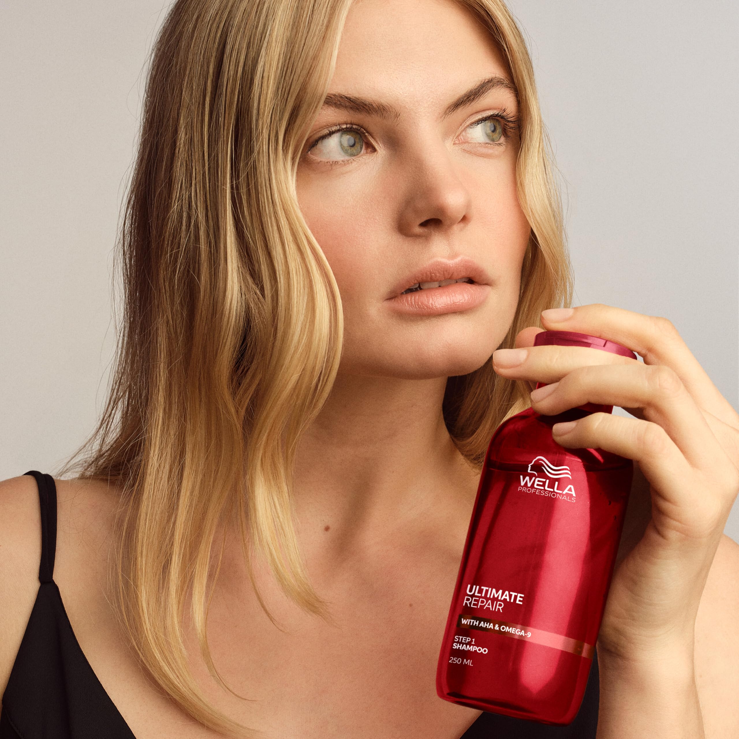 Wella Professionals Ultimate Repair Shampoo 100ml - All Types of Hair