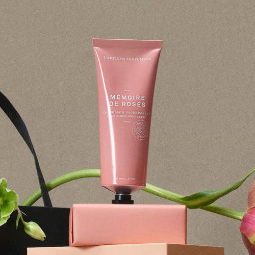 L'Artisan Parfumeur Mémoire de Roses Gift Set: EDP Spray 50ml + Soap 25g + Hand Cream 65ml